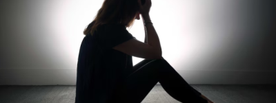 令人发指！多伦多医生被控在女患者身上“做实验”致伤，坚称无罪