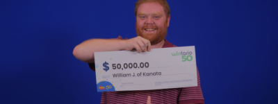 超级幸运 奶奶送的彩票加国男子的小额彩票奖金赢得大奖