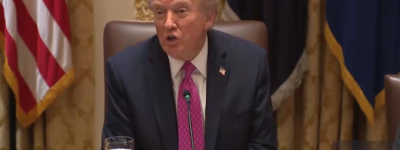 特朗普对重型卡车及零部件征收新关税：加拿大暂时享豁免