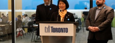 多伦多市长邹至蕙：图书馆周日开放反响热烈 单日访客量突破2.5万