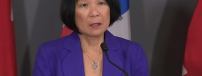 邹至蕙参加穆斯林活动批评“种族灭绝”，犹太团体要求道歉辞职