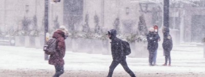 多伦多56年来最早的一场大雪：今夜体感温度暴跌到-10°C