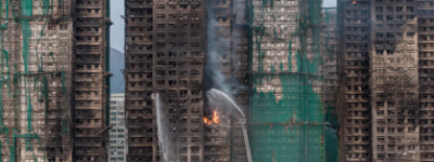 多伦多居民亲眼目睹儿时家园被烧毁，香港大火已造成100多人死亡