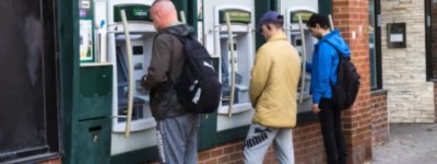 新政策：加拿大各银行现在提供免费和低成本账户，新移民有优待