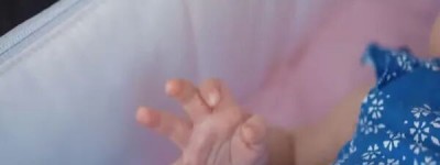 母婴同睡出悲剧！多个组织敦促民众转发此消息！