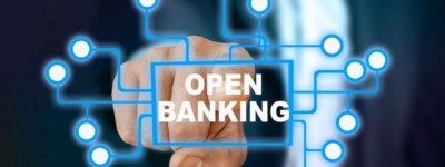 加拿大银行业正酝酿一场换代革命，开放银行和传统银行谁能胜出？