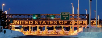 加拿大一名女子被控非法进入美国并踢踹边境执法人员脸