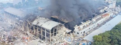 台湾屏东工厂火灾爆炸致上百死伤4名消防员殉职 消防局长被质疑靠关系上位