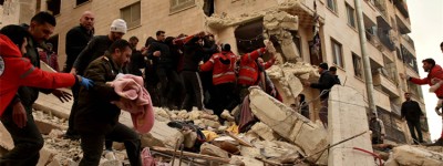 <strong>土耳其總統：地震在土已造成912人死亡、5385人受傷</strong>