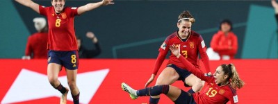 女足世界杯西班牙2比1绝杀瑞典，首次晋级决赛