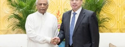 龚正会见斯里兰卡总理古纳瓦德纳