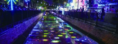 “数字水灯”在泰国景区“漂浮”