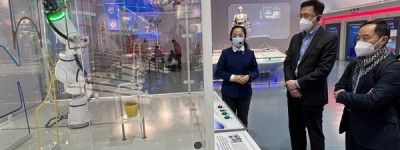 孙东北京参观中国科学技术馆