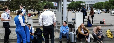 法国六处机场因受到袭击威胁而疏散人群