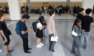 6月就業人數增加18000人 失業率降至6.5%