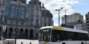 不理杂音，欧洲公司继续采购中国产电动大巴：更安全，更可靠