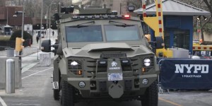 殷之光：强掳马杜罗，是黑帮资本主义复辟的宣战书