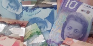 加拿大2025平均工资公布：你的收入有没有拖后腿？这里收入最高