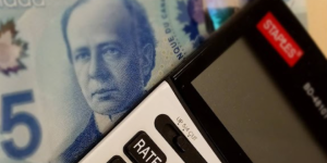 很多人现在选择浮动利率抵押贷款：你想过央行会再次加息吗？