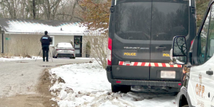 安省民宅凶杀案一死一伤：嫌疑人被捕，警方正在调查