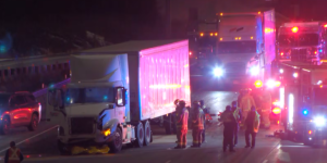 400高速公路旺市附近发生两车致命碰撞事故北行车道封路