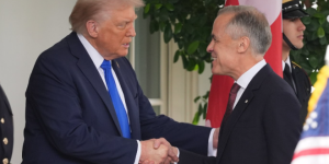 自特朗普发动美加贸易战以来加拿大经济首次出现贸易顺差