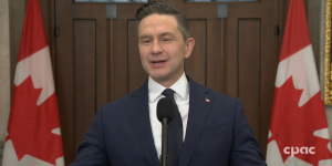 自由党翻盘在即! 博励治答非所问: 否认自身领导能力不足!