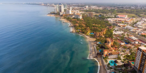 美国凉透了! 加拿大人今年更爱去墨西哥度假: 人数暴增20万!