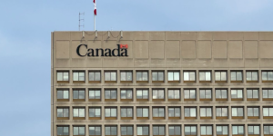 加拿大移民部”清库存”: EE连抽3轮+分数创新低! 11,399人获邀