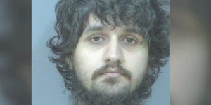 26岁多伦多男子被控恐怖主义罪行，并牵出多起针对女性的暴力案