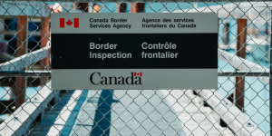 上万老美懵了 加拿大要终止这项方便的边境项目