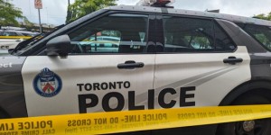 突发！多伦多大学士嘉堡校区附近发生枪击事件一人死亡，校园关闭