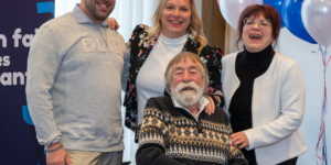 加拿大兄妹俩离奇中彩票大奖：父母偷偷将孩子加入合买彩票