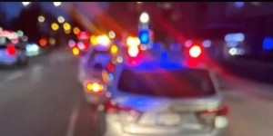 失控撞上电线杆 司机惨死！超速可能是促成因素