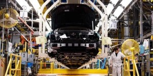 加拿大人担心2026年车价大涨，悄悄调整买车偏好…