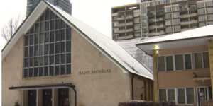 一名新生儿被遗弃在多伦多教堂鞋盒内，孩子母亲面临指控