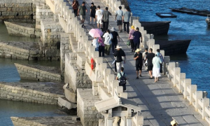 泉州洛阳桥：千年古韵与今日烟火，在此悠然相遇