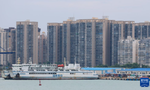 “紫檀”影响减弱 琼州海峡恢复通航