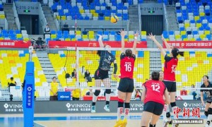 全国女排锦标赛：上海队与江苏队会师决赛
