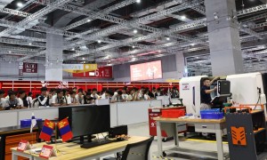 世赛现场看高手较量：全盲赛制、毫厘功夫、分秒必争