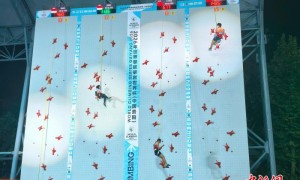 攀岩世界杯贵阳站混合速度接力决赛精彩上演 中国队摘银
