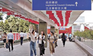 香港公務員劃一加薪2%拍板　政府：已全面考慮相關因素