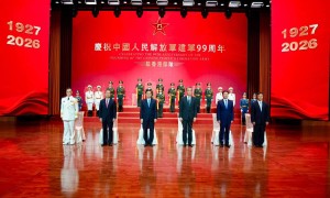 李家超：駐港部隊是香港最可靠的定海神針