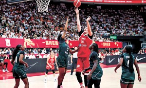 中國女籃再勝尼日利亞 宮魯鳴：還可做得更好