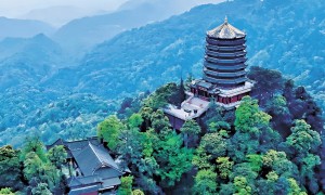 跟着《八仙！》遊成都 登青城山體驗獨特「仙緣」