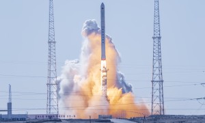 七機併聯　星河動力首款液體火箭首飛成功