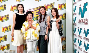港姐三甲電台開咪 對演戲興趣濃厚