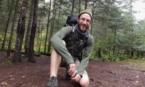 又一美国人遭联邦执法人员枪击身亡，“你要我们和平，转头就朝我们开枪”