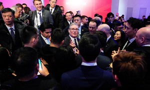 《纽约时报》着急上火：中国未作让步，美国盟友却向其靠拢