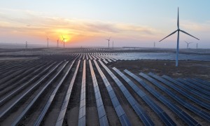 英学者：中国清洁能源技术的主导地位如此明显，各国可能不得不承认无法竞争